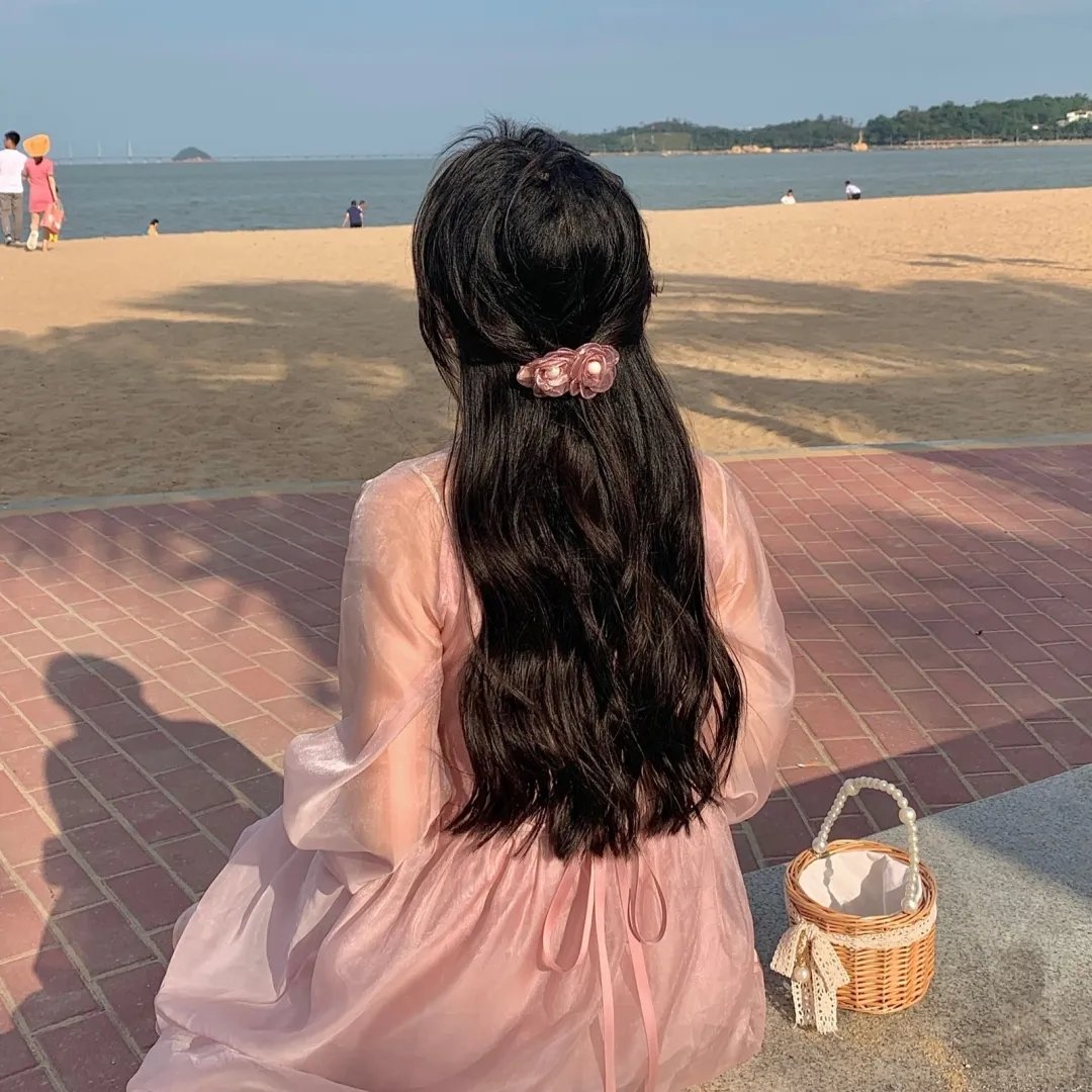 阿班与裘迪 海报背景